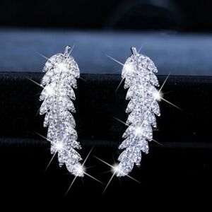 Silver color leaf feather earrings